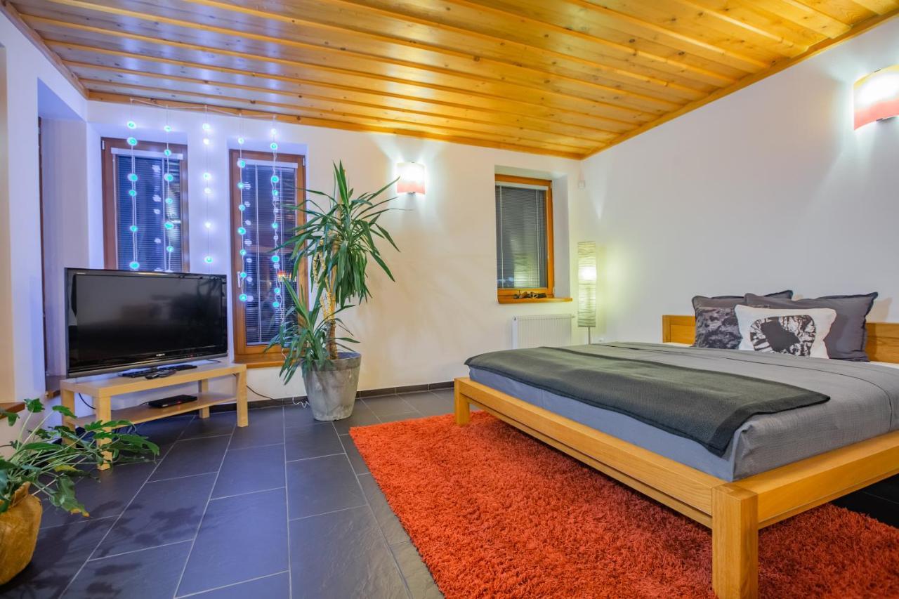Bungalov Komfort Liptovský Mikuláš Exteriör bild