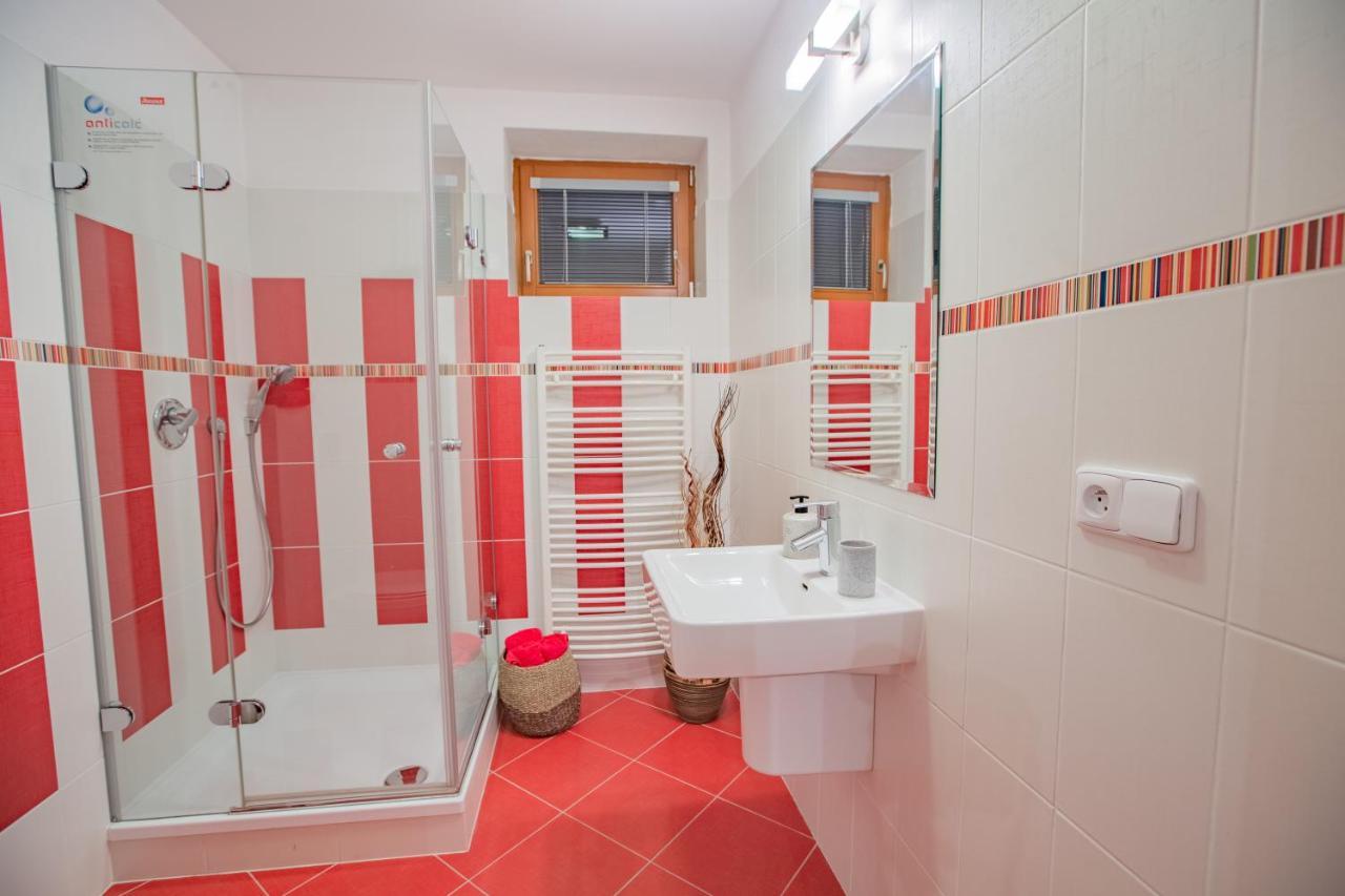 Bungalov Komfort Liptovský Mikuláš Exteriör bild